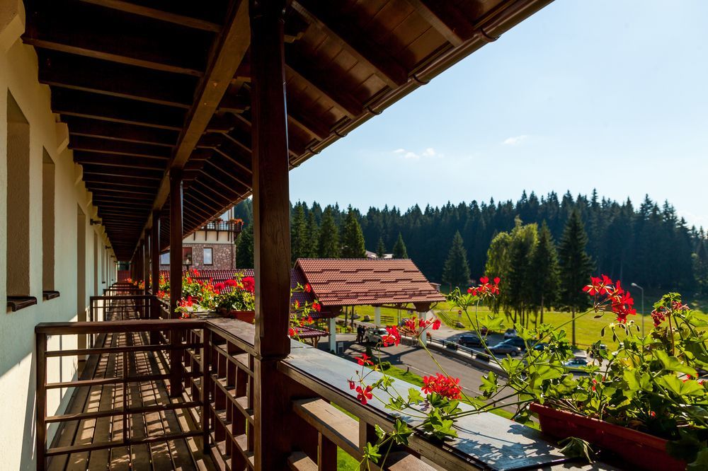 Ana Hotels Sport Poiana Brasov Exterior photo